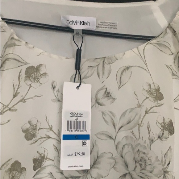 Calvin Klein 3/4 blouse - Picture 2 of 5